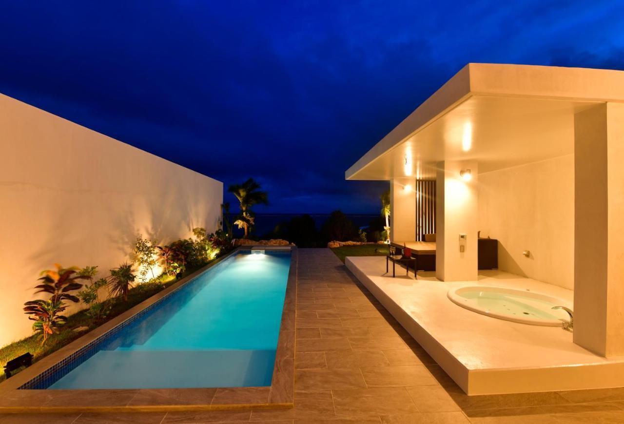 Feliz Villa Suite Miyakojima Ueno Bagian luar foto